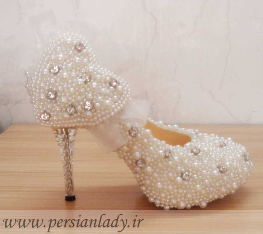 Luxury Rhinestones Pearls White Bridal Shoes Pumps Sweet Heart Design
