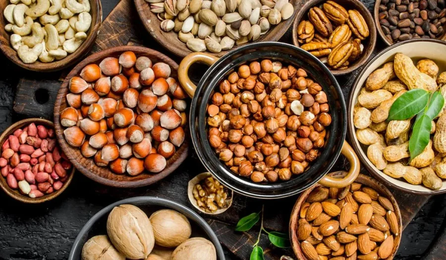 کلاهبرداری بزرگ در بازار آجیل لو رفت؛ چطور آجیل تقلبی را از اصل آن تشخیص دهیم؟