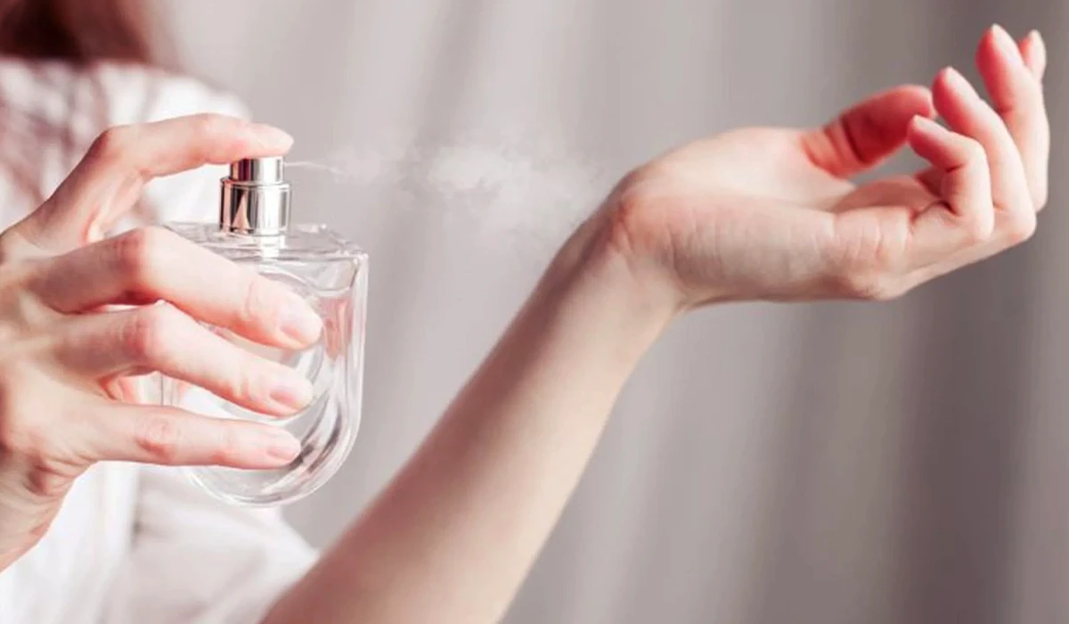 نت عطر چیست؟ علت های تغییر بوی عطر در طول روز راز افزایش ماندگاری عطر در طول روز