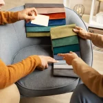 ۷ گام برای انتخاب هوشمندانه رنگ و بافت مبل مینیمال