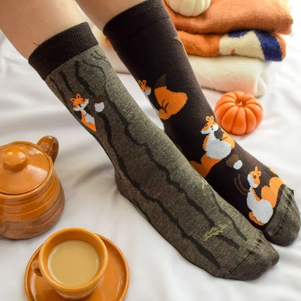 چطور جوراب زنانه مناسب هر کفش را انتخاب کنیم؟ جوراب طرح دار زنانه