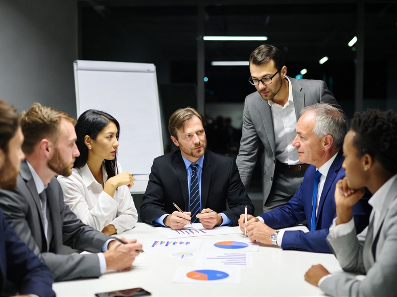 انواع بازاریابی و روش‌های مارکتینگ سنتی و آنلاین