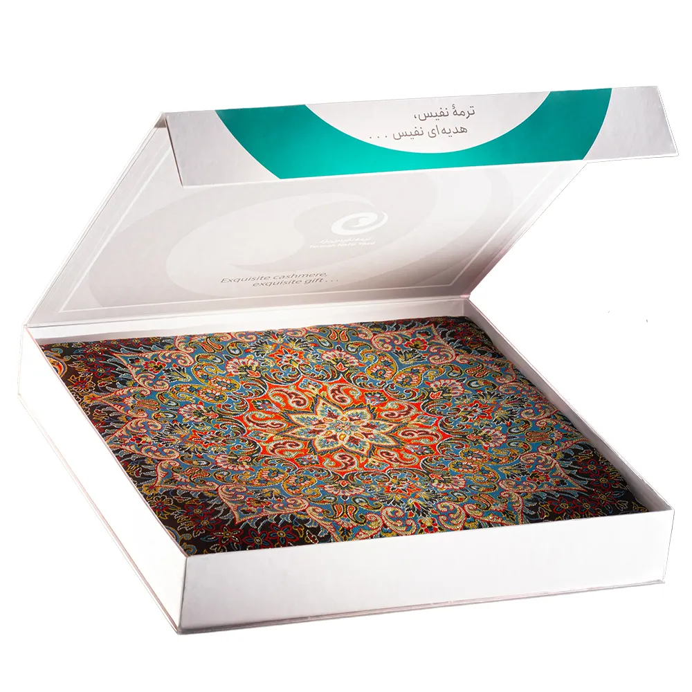 ترمه در دکوراسیون داخلی؛ هنری اصیل برای خانههای مدرن هدیه سازمانی با درب