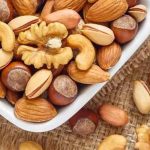 لزوم مصرف آجیل در پاییز و تأثیر شگفت‌انگیز آن بر سیستم ایمنی و پروتئین بدن