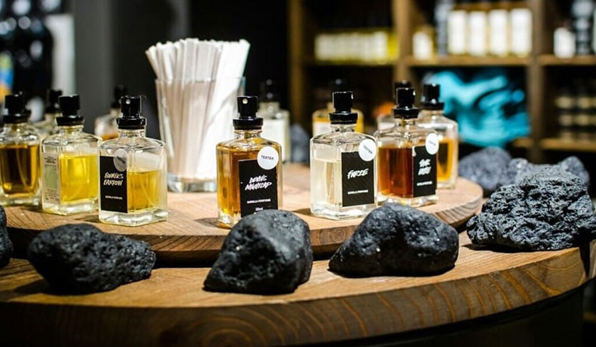 روش های تجربی بالا بردن ماندگاری عطر و ادکلن
