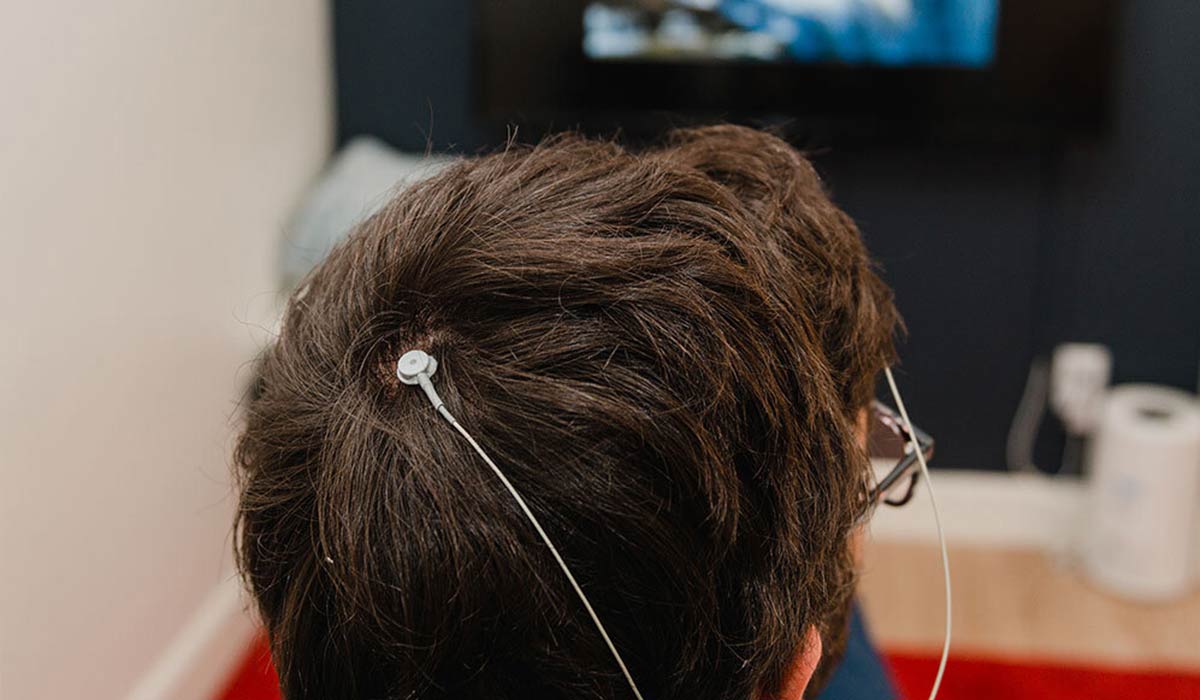 نوروفیدبک چیست؟ کاربردها، هزینه و تعداد جلسات درمانی