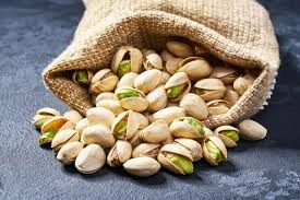 پسته در آشپزی و شیرینی پزی؛ از سفره هفتسین تا دسرهای مدرن پسته در آشپزی و شیرینی پزی